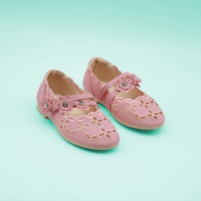 Bellies Shoe Flower Appliques – Pink | at Sonamoni BD